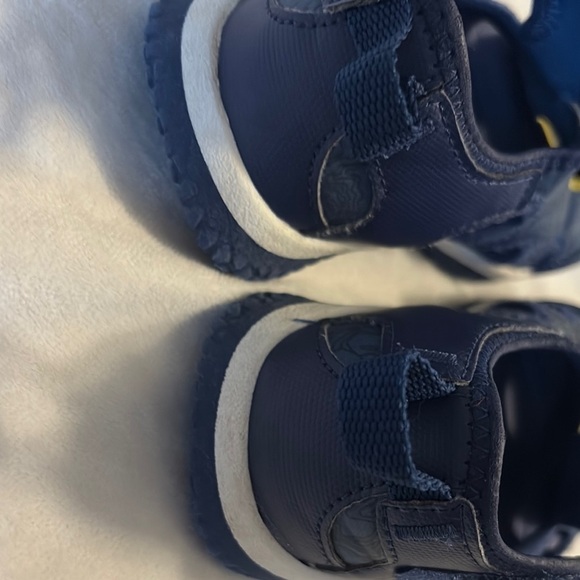 Keen Blue and Yellow Sandals for Active Adventures toddler size 9 - Picture 7 of 7